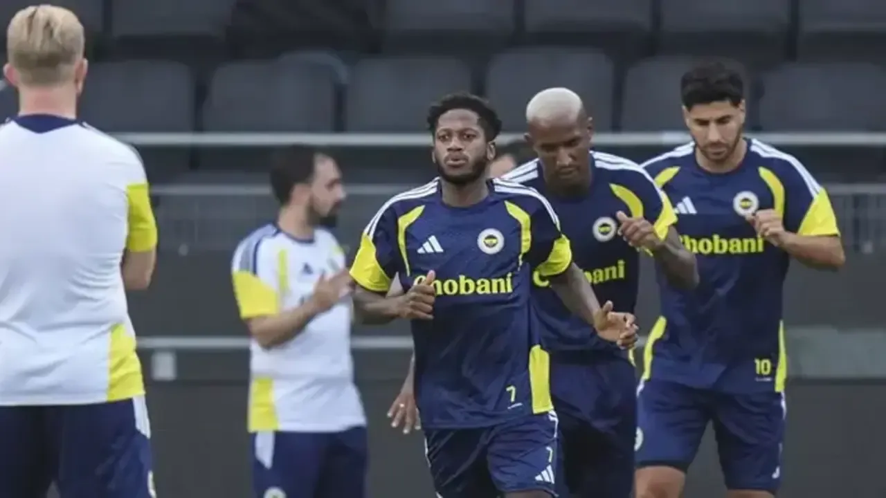 Fenerbahçe'nin Gençlerbirliği kamp kadrosunda 13 eksik