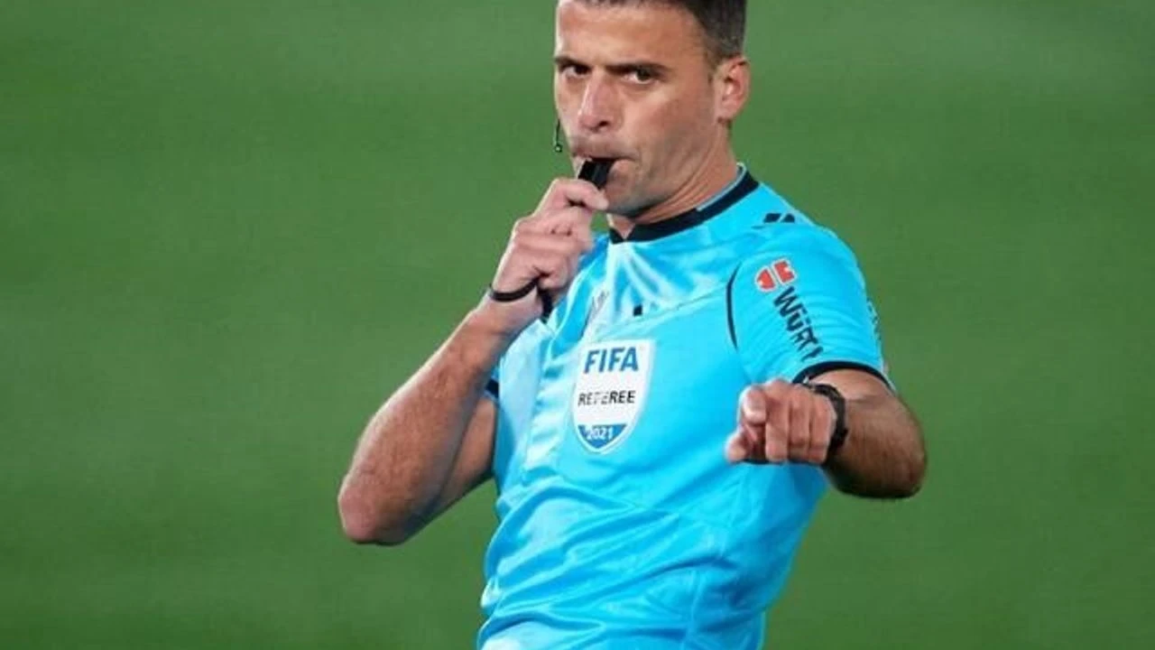 Beşiktaş - Zalgiris UEFA Avrupa Ligi Maçının Hakemi Jesus Gil Manzano Oldu