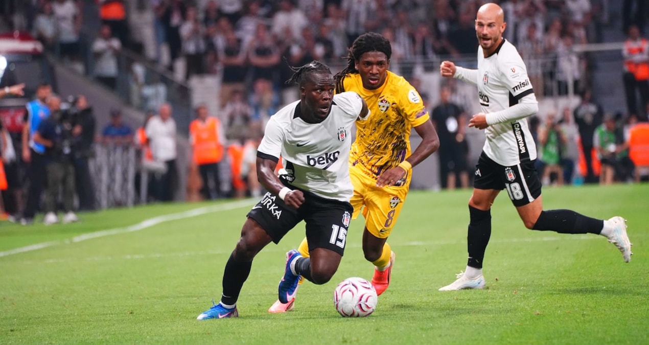 Beşiktaş’a geldiğinde kimsenin karşılamadığı Olaitan, performansıyla ayakta alkışlanıyor! Artık yalnız değilsin