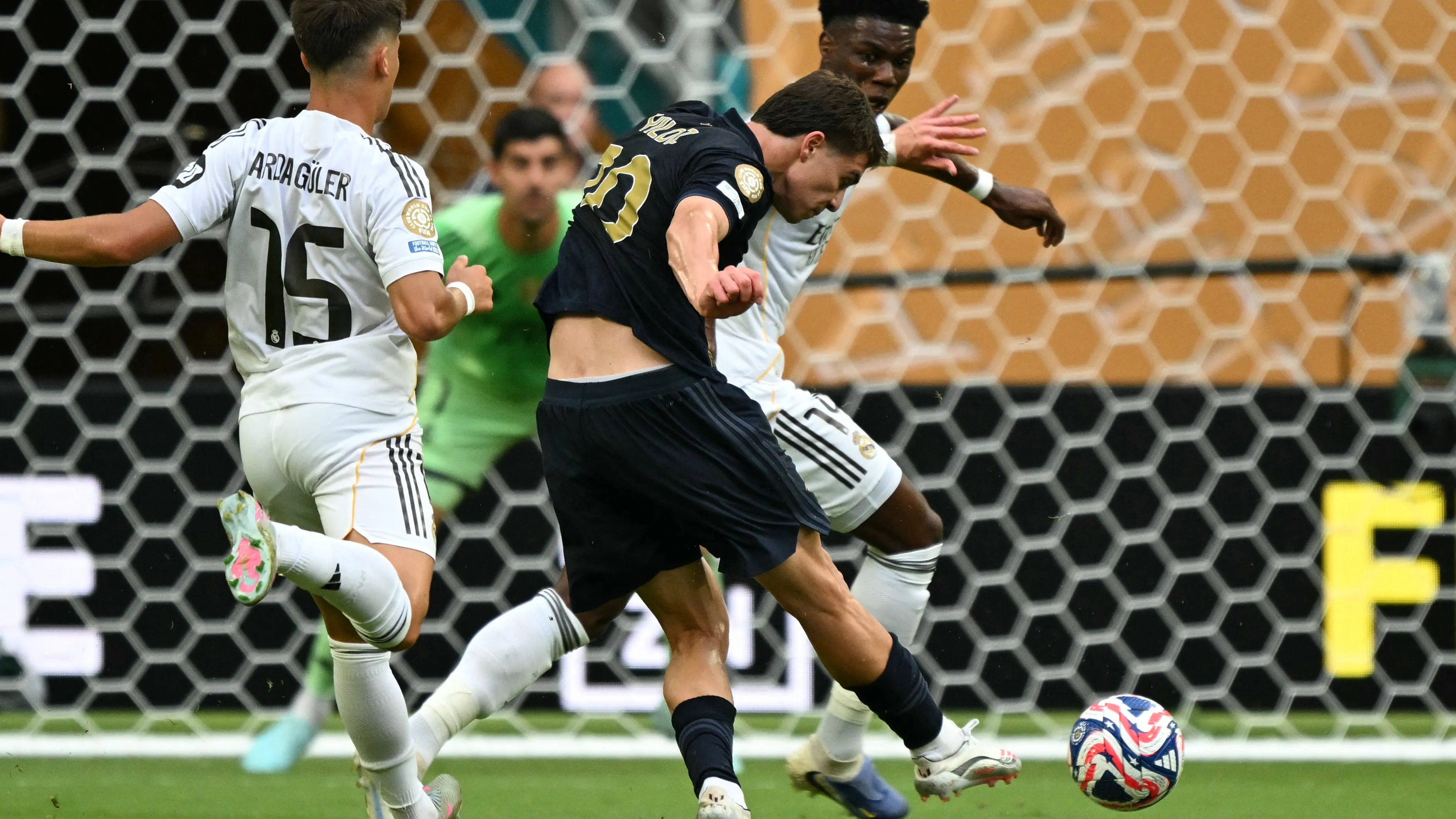 "Haaland'ın yanında": Real'in Galacticos planında 100 milyon euroluk yıldız