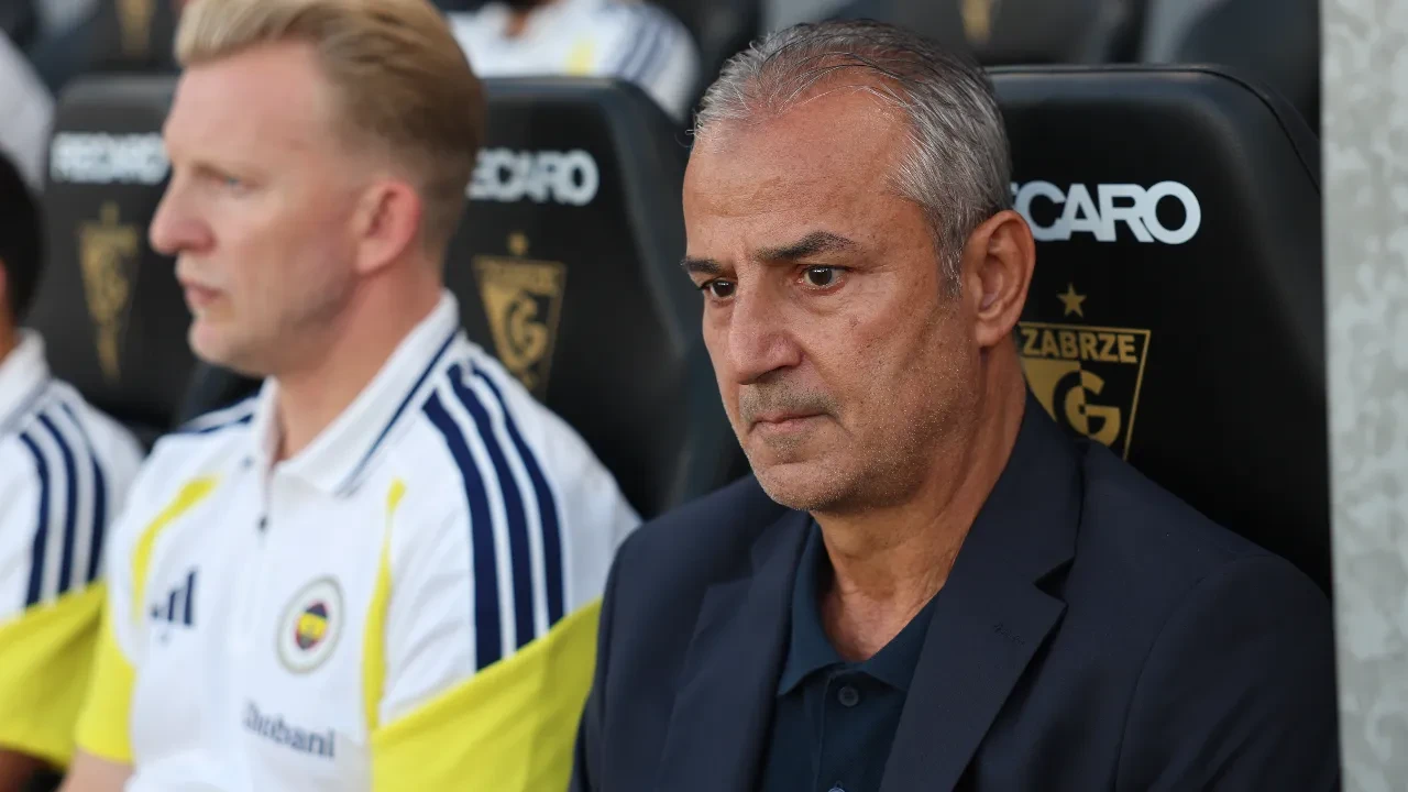 Fenerbahçe'de İsmail Kartal, Gornik Zabrze maçının ardından konuştu! "Turu geçtik, onun için mutluyum"