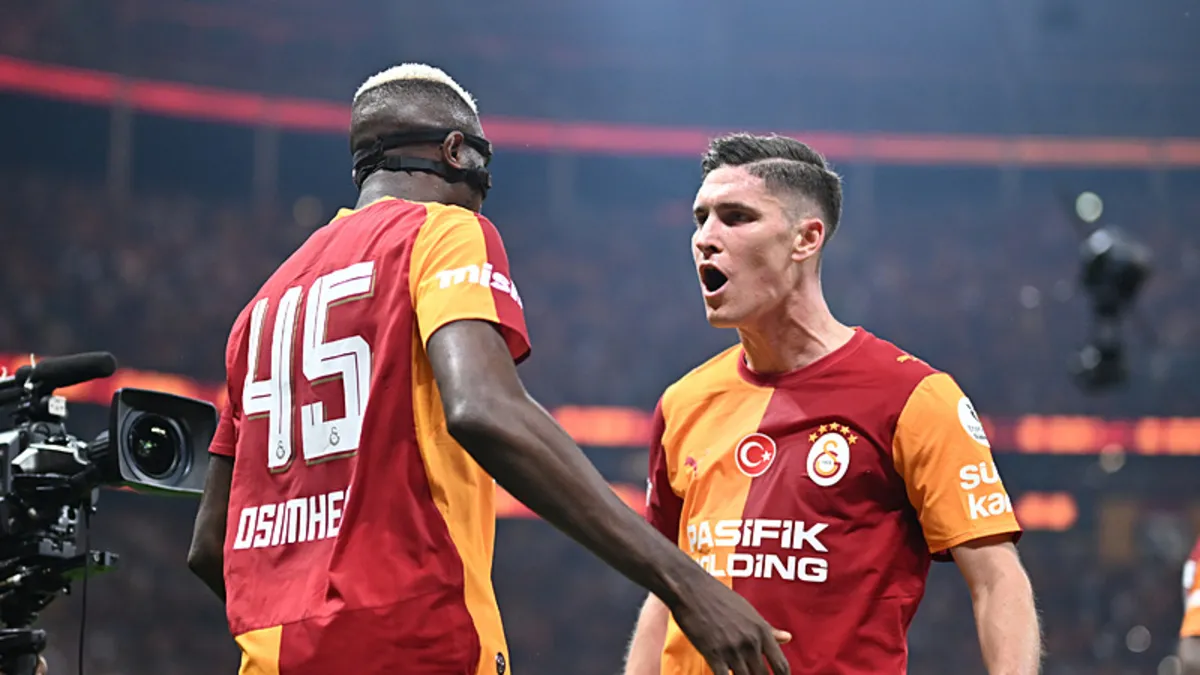 RAMS Park’ta dev derbinin galibi Galatasaray: Osimhen şov yaptı, Fenerbahçe 2-1 yıkıldı!