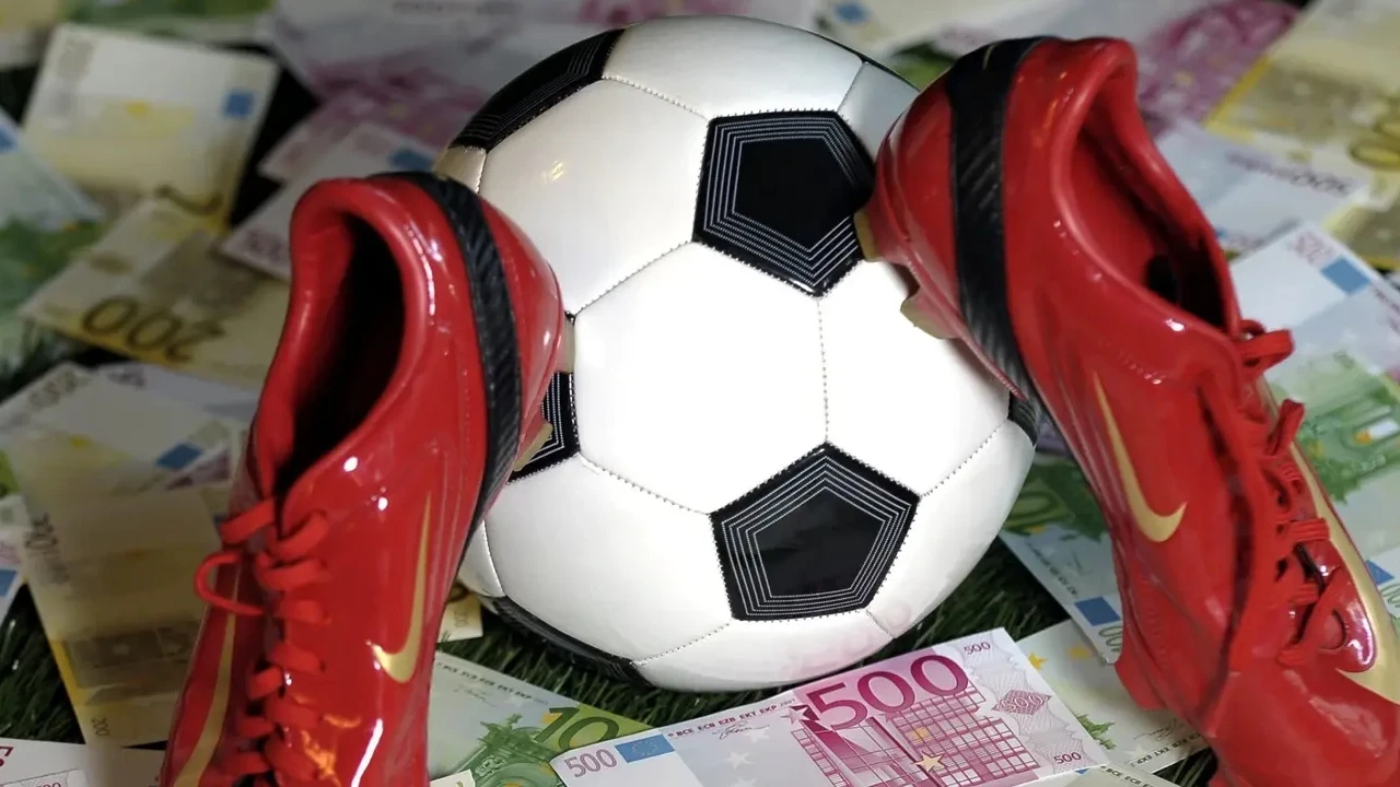Fenerbahçe'ye tam 25 milyon euro ödenecek: Genç yıldızın yeni takımı belli oldu