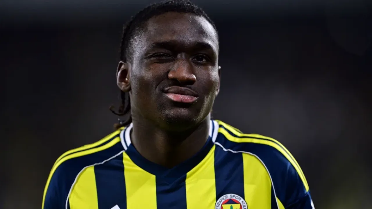 Fenerbahçe'den 25 milyon euroluk transfer! Premier Lig ekibiyle anlaştı