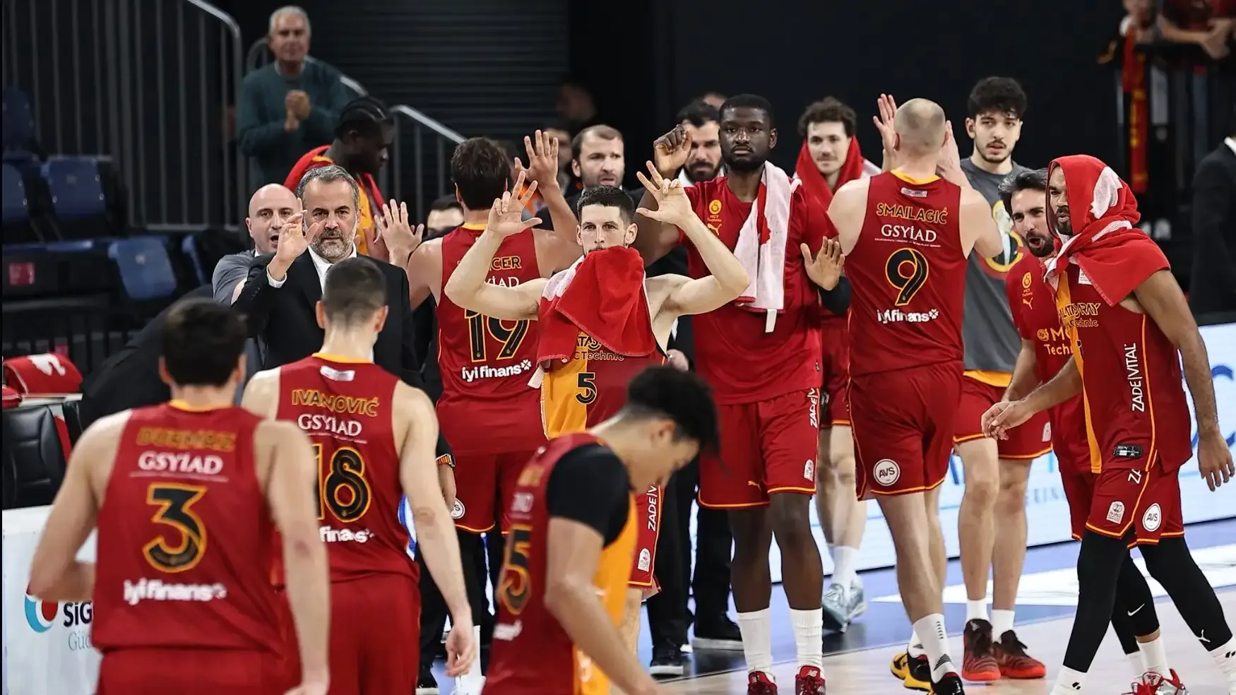 (YAZILI ÖZET) Galatasaray MCT Technic - Bandırma Bordo BK: 102-68