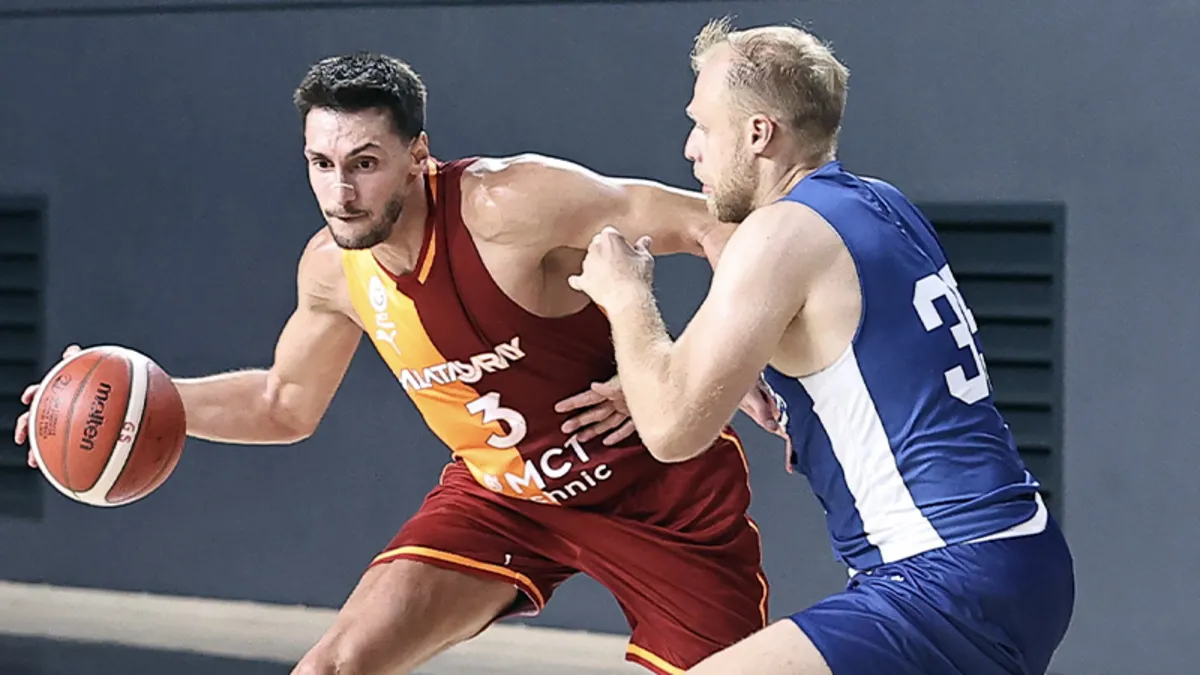 Galatasaray ilk hazırlık maçını farklı kazandı!