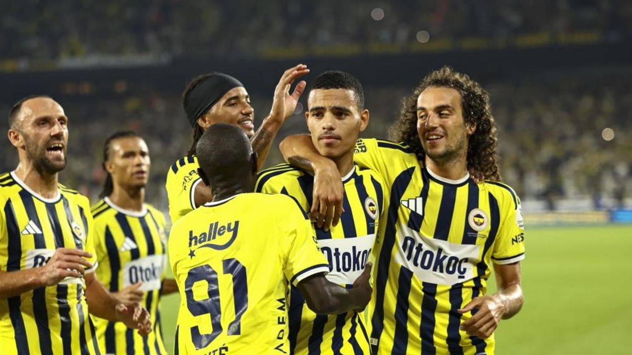Kadroyu teslim etti: Fenerbahçe şampiyonlar ligi listesinde sürpriz eksikler
