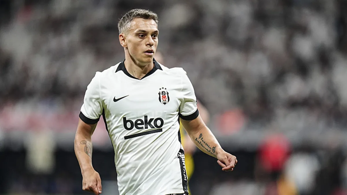 Leandro Trossard ilk kez Beşiktaş formasını giydi