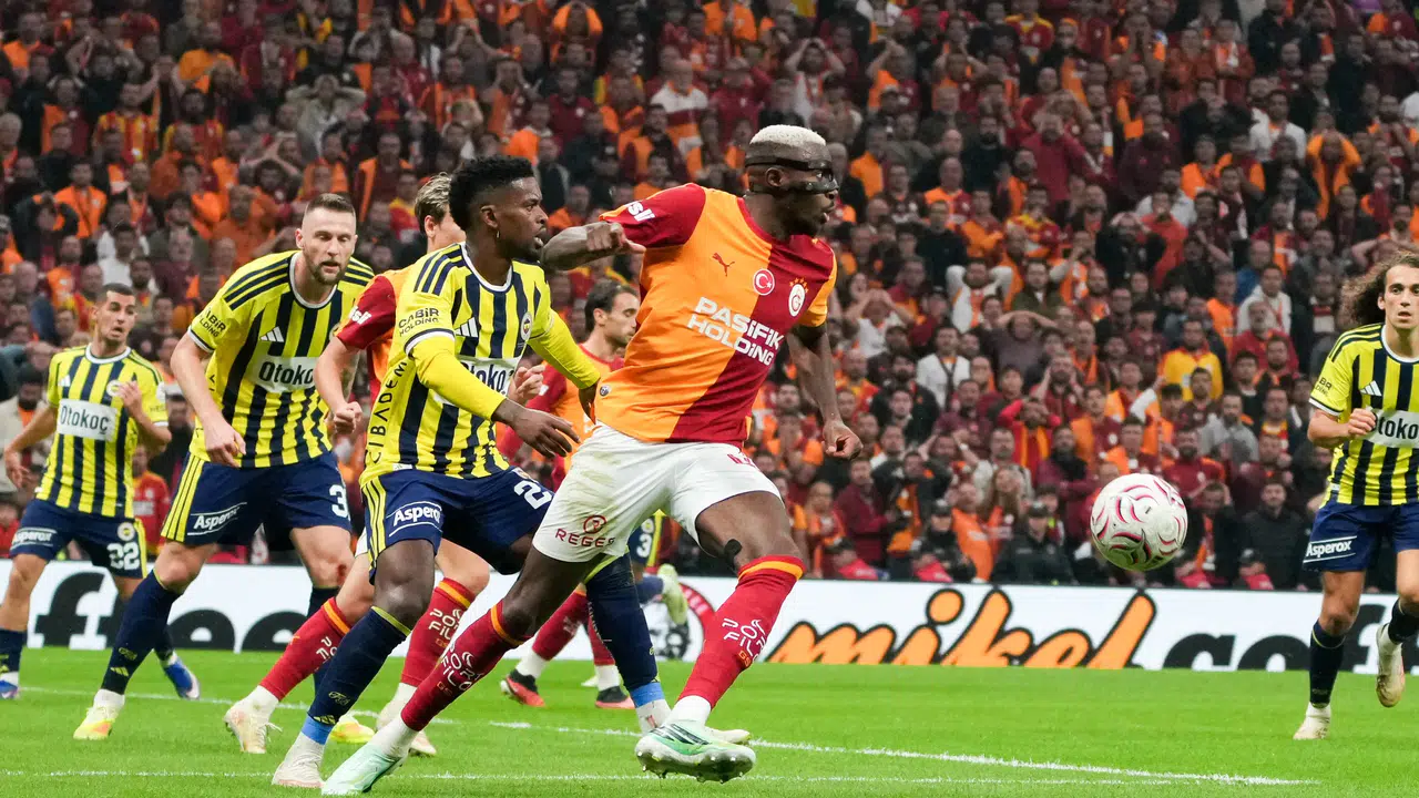 Dev Derbide Son Sözü Galatasaray Söyledi: 2-1!