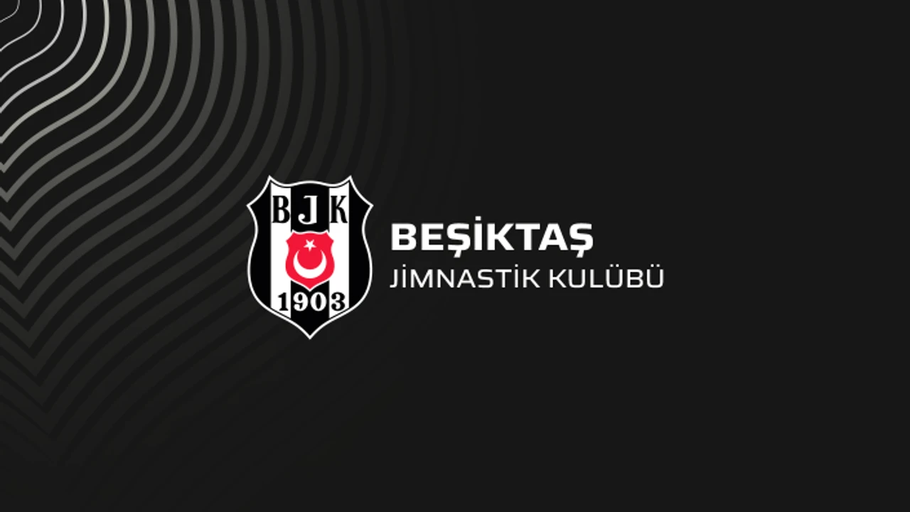 Beşiktaş'ta 4 imza birden! Resmi açıklama geldi...