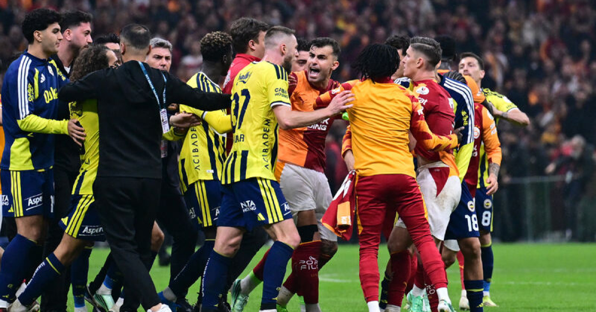 Beşiktaş'tan Galatasaray Fenerbahçe derbisindeki olaylar üzerine yayıncı kuruluşa tepki!