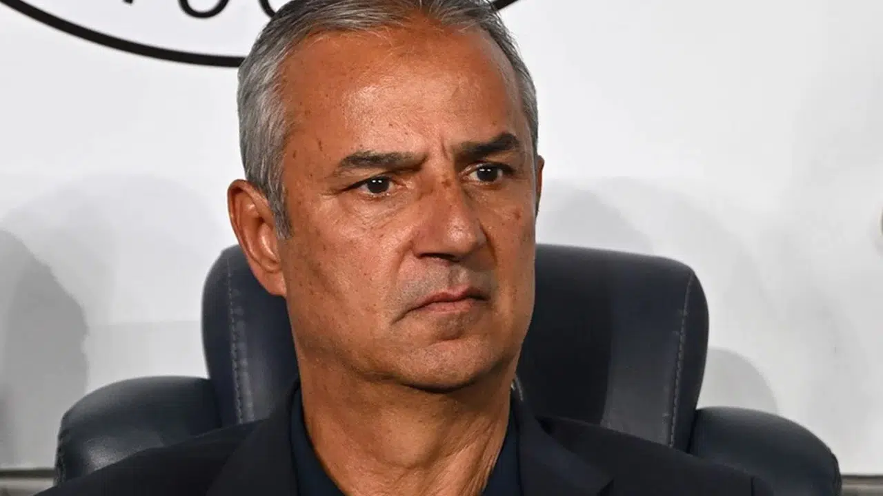 Fenerbahçe'de operasyon düğmesine basıldı: 10 günde 4 yıldızla yollar ayrılıyor