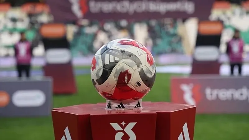 Futbolseverlerin 88 günlük Süper Lig hasreti bitiyor