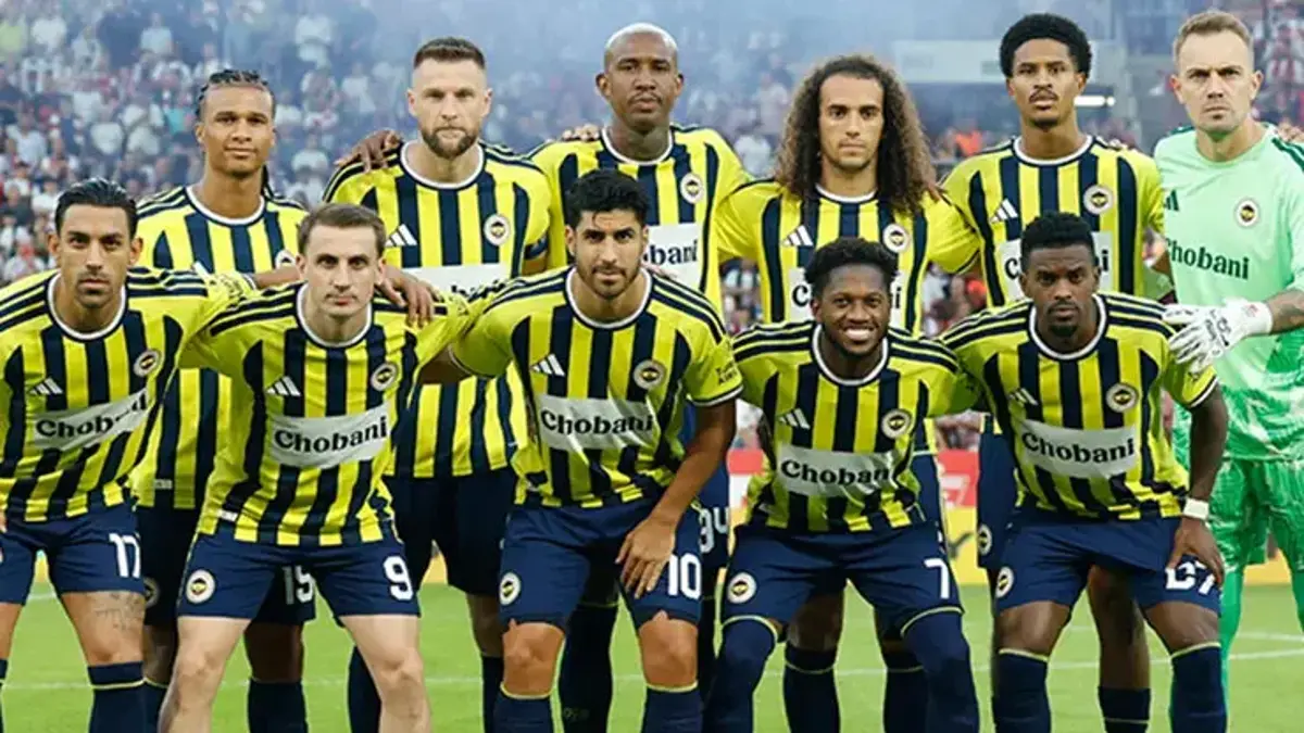 Fenerbahçe Makes a Change to Its UEFA Roster! Star Player Returns