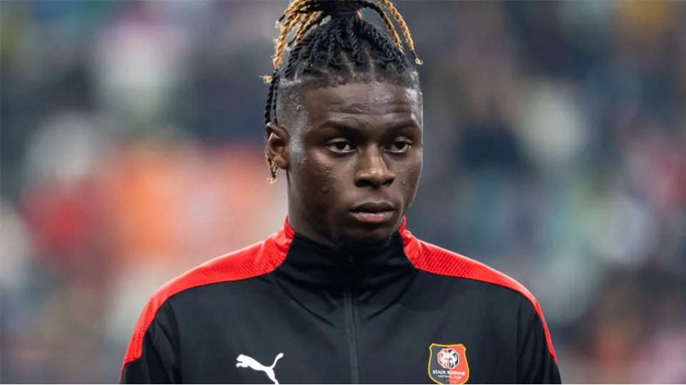 Galatasaray'ın yeni transferi devre arasında gider mi?