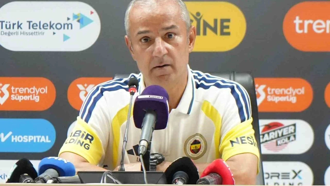 Fenerbahçe’de kritik toplantı! İsmail Kartal futbolculara neden istifa ettiğini anlattı