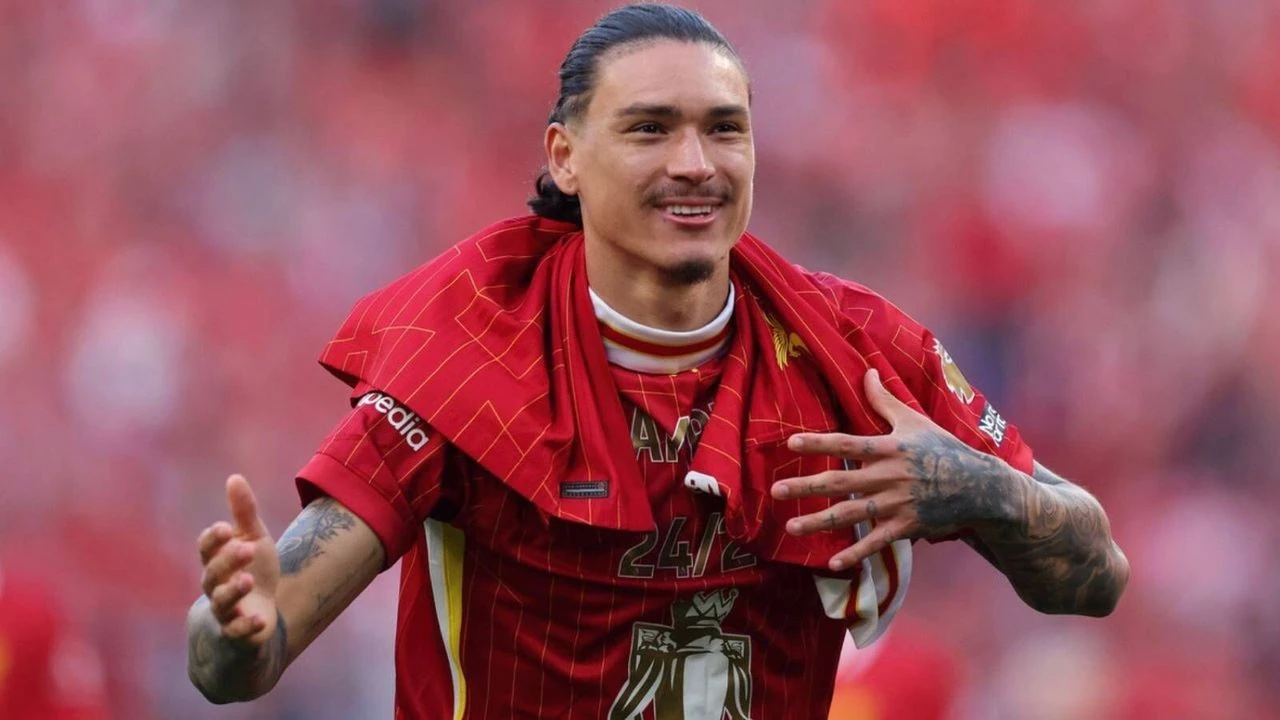 Darwin Nunez Transferinde Süper Lig Şoku! Fenerbahçe ve Beşiktaş Beklerken Yeni Rotası Belli Oldu!