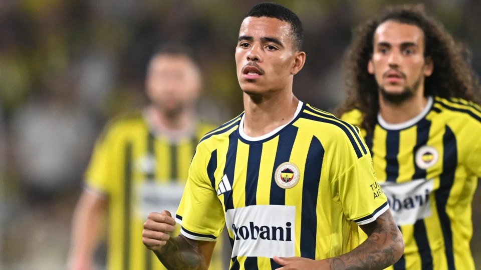 Fenerbahçe - TÜMOSAN Konyaspor maçı muhtemel 11: Yıldız oyuncun kadroda yer almadı