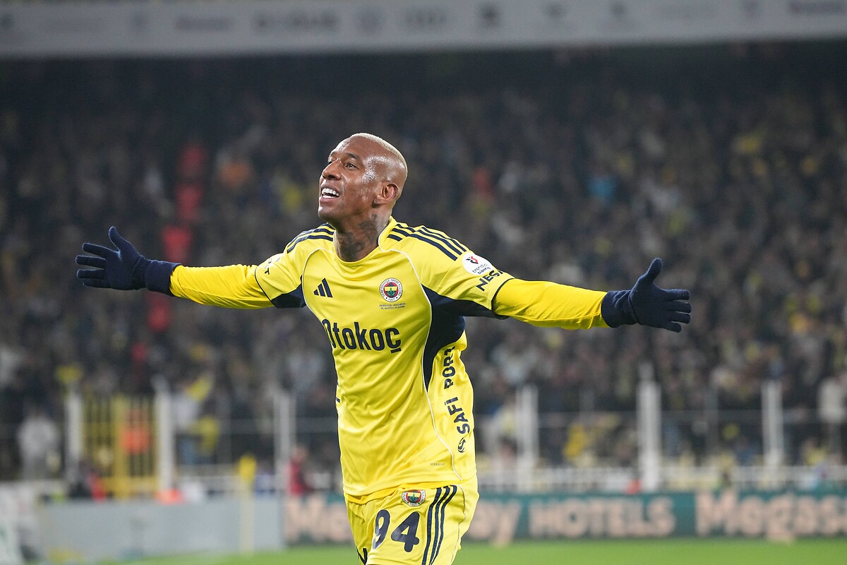 Fenerbahçe’de Talisca bombası: İmzayı atmak üzere