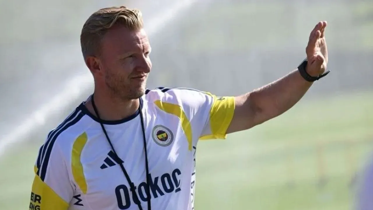 Fenerbahçe'de direksiyona geçen isim netleşti! Kartal sonrası Kuyt dönemi başladı