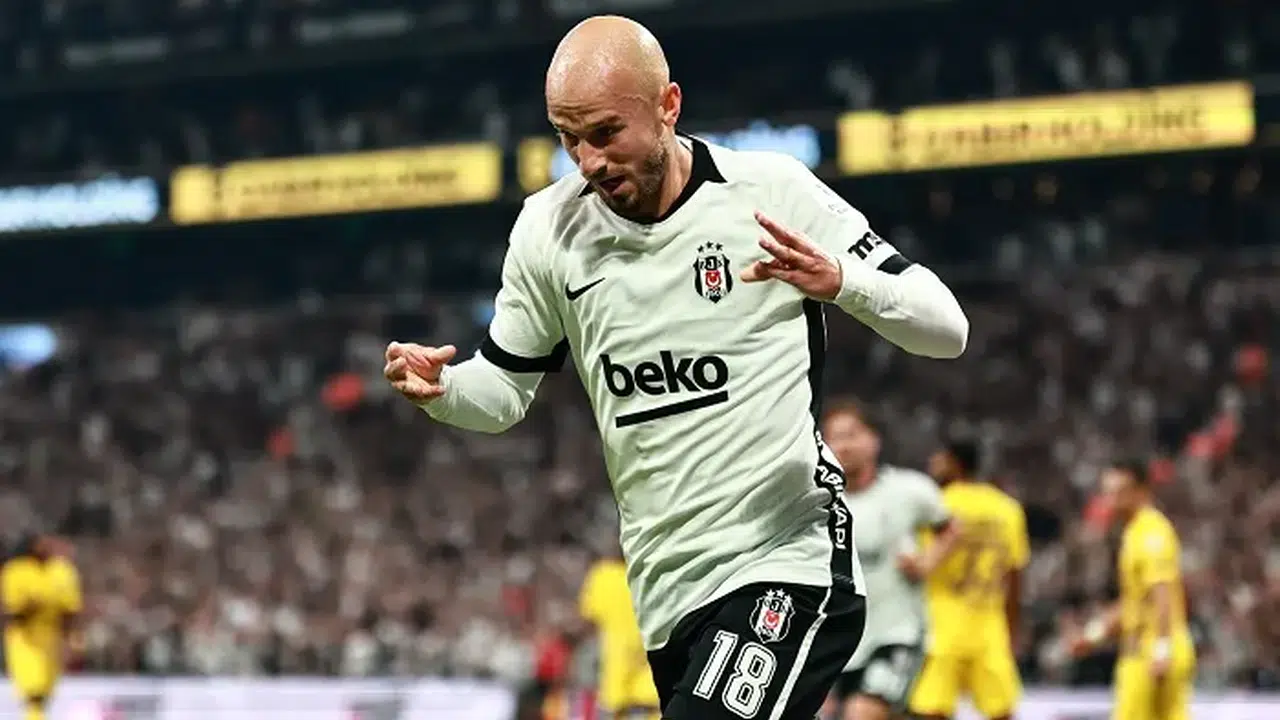 Beşiktaş Eyüpspor’u Tek Golle Geçti: Kartal 3 Puanla Başladı