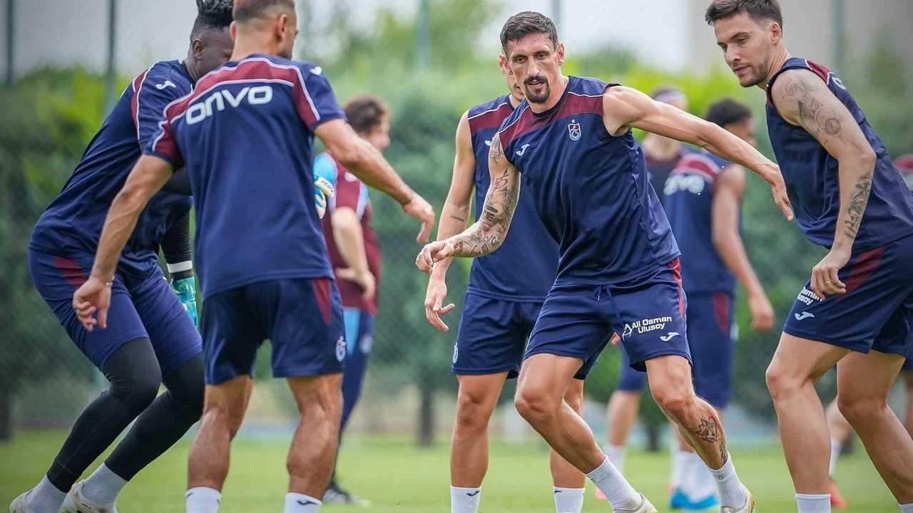 Trabzonspor kafilesi İzmir'e hareket etti!