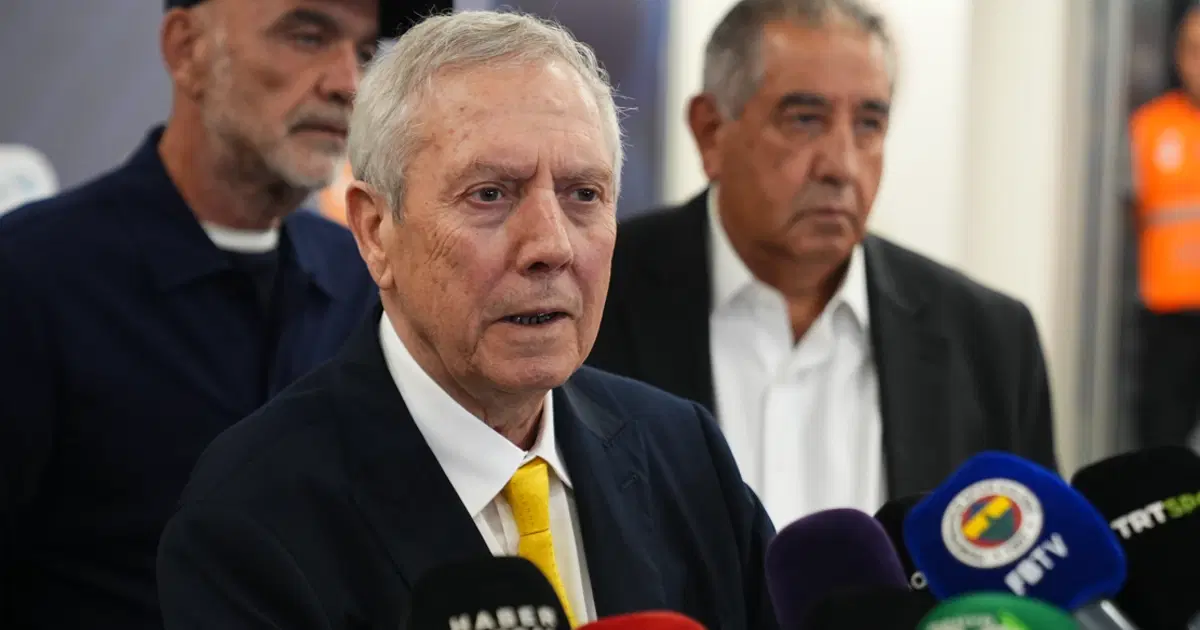 Aziz Yıldırım soyunma odasına indi mi? Fenerbahçe'den açıklama