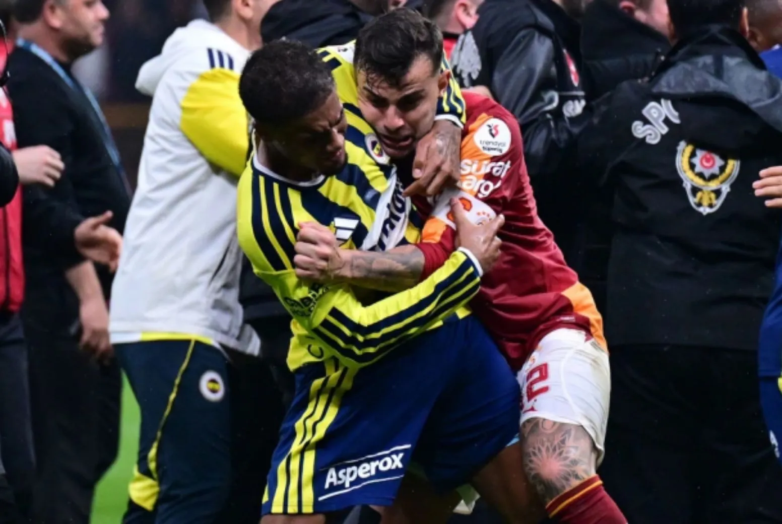 Abdülkerim Bardakcı Amedspor ve Beşiktaş maçlarında oynayacak mı, kaç maç ceza aldı?