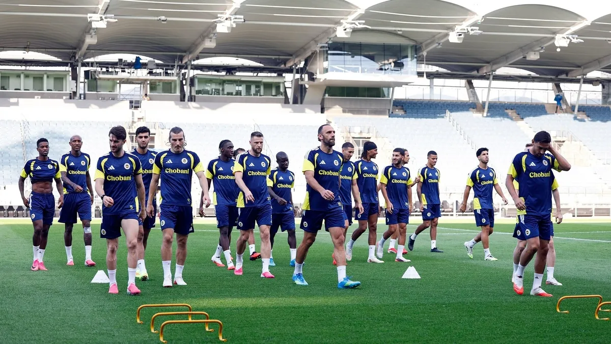 Fenerbahçe'de Sturm Graz mesaisi tamamlandı