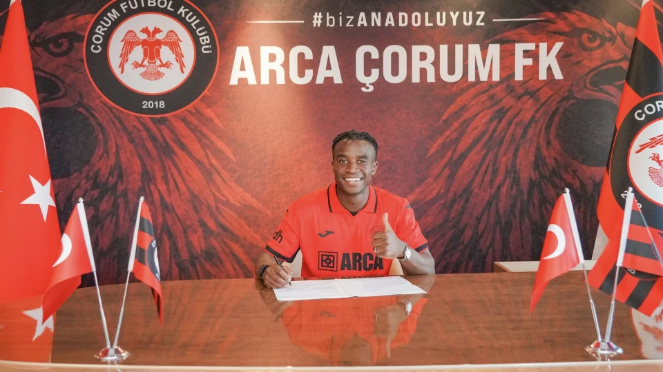 Çorum FK, Youssoufa Moukoko'yu transfer etti