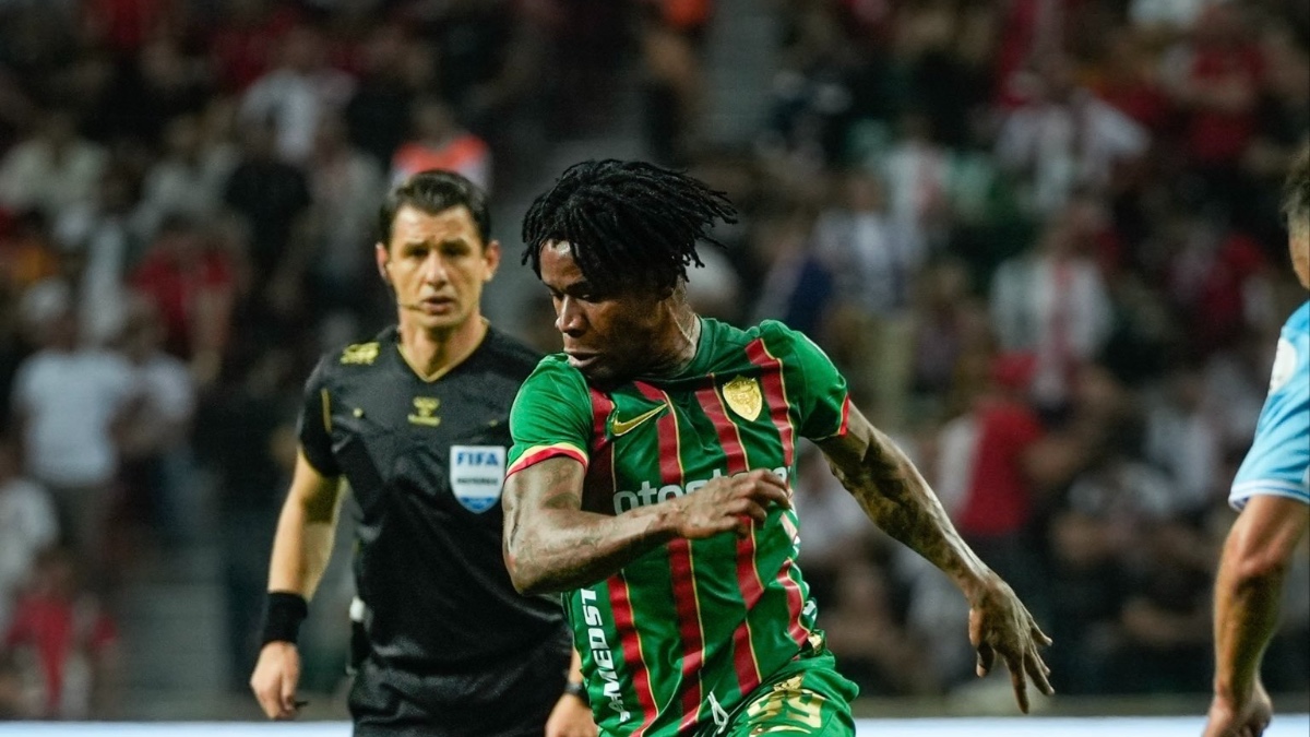 Süper Lig'de son durum: Zirvede Amedspor var! Gözler bu akşam Samsunspor-Göztepe maçında