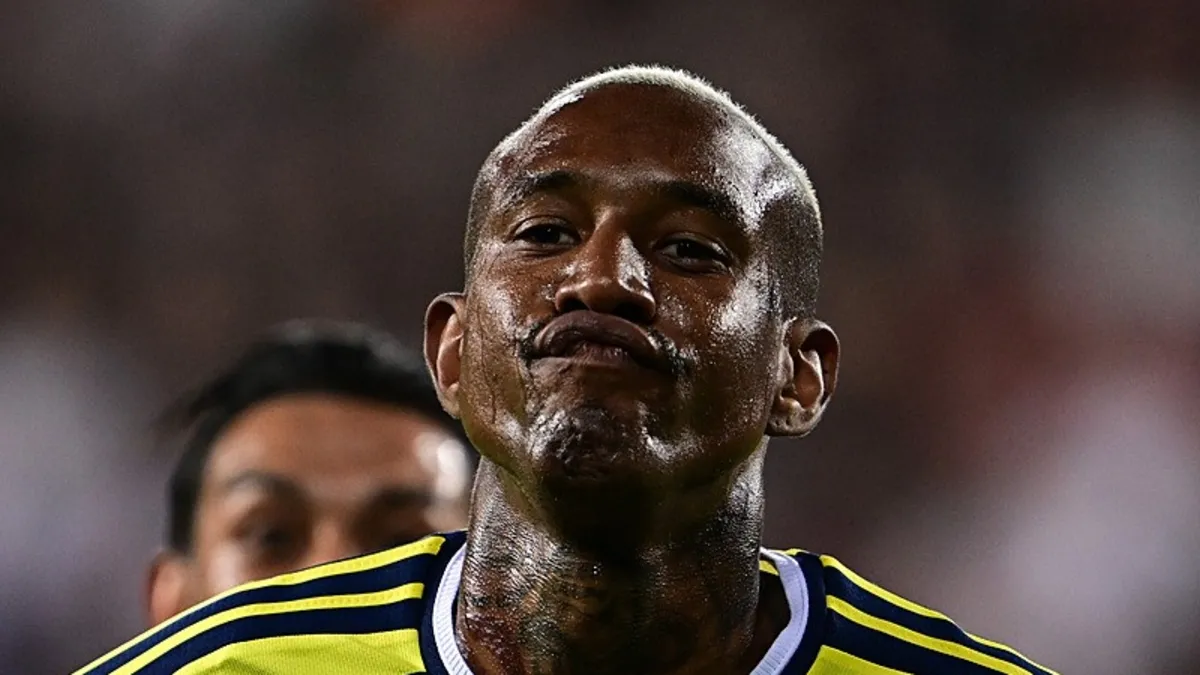 Fenerbahçe'de Anderson Talisca ile yollar ayrılabilir! Anlşamaya vardığı iddia edildi