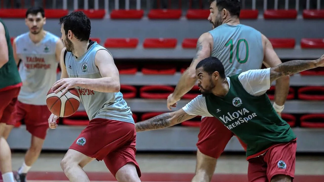 Yalova’nın Dev Adamları Fenerbahçe’yi Ağırlıyor