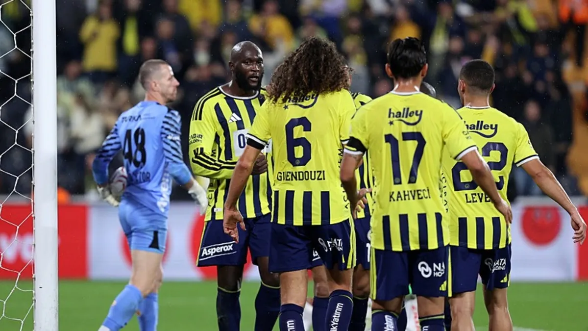 Fenerbahçe sahasında Corendon Alanyaspor'u mağlup etti!