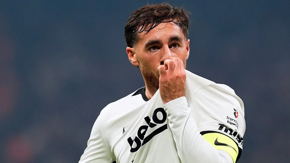 Orkun Kökçü Trabzonspor derbisinde forma giyecek mi? Beşiktaş'ta Orkun Kökçü gelişmesi... | Futbol Haberleri