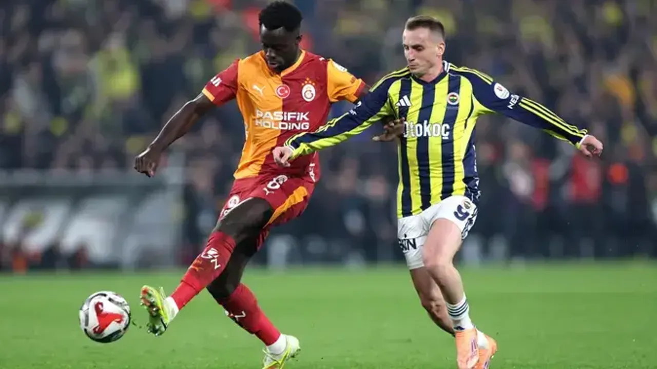 Süper Lig'de nefesler tutuldu: Dev derbi öncesi Galatasaray ve Fenerbahçe'den öne çıkan notlar