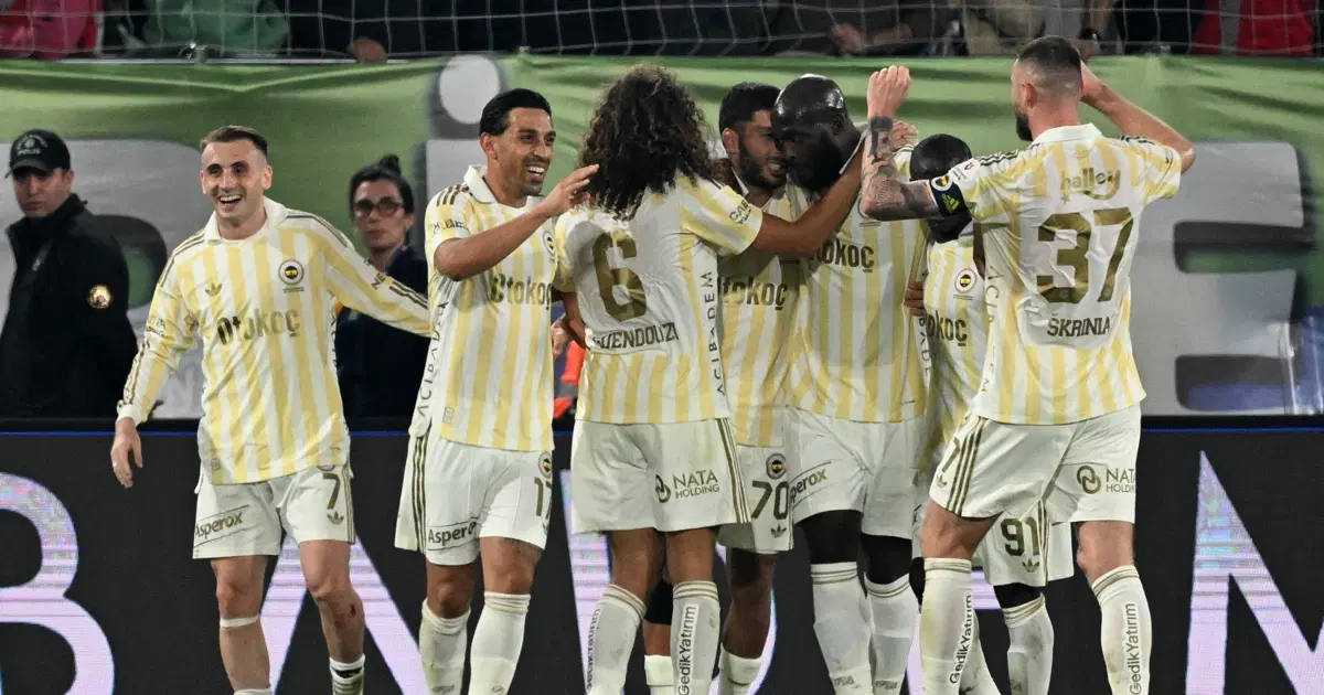 Fenerbahçe, Çaykur Rizespor karşısında farklı kazandı, kalesini yine gole kapattı