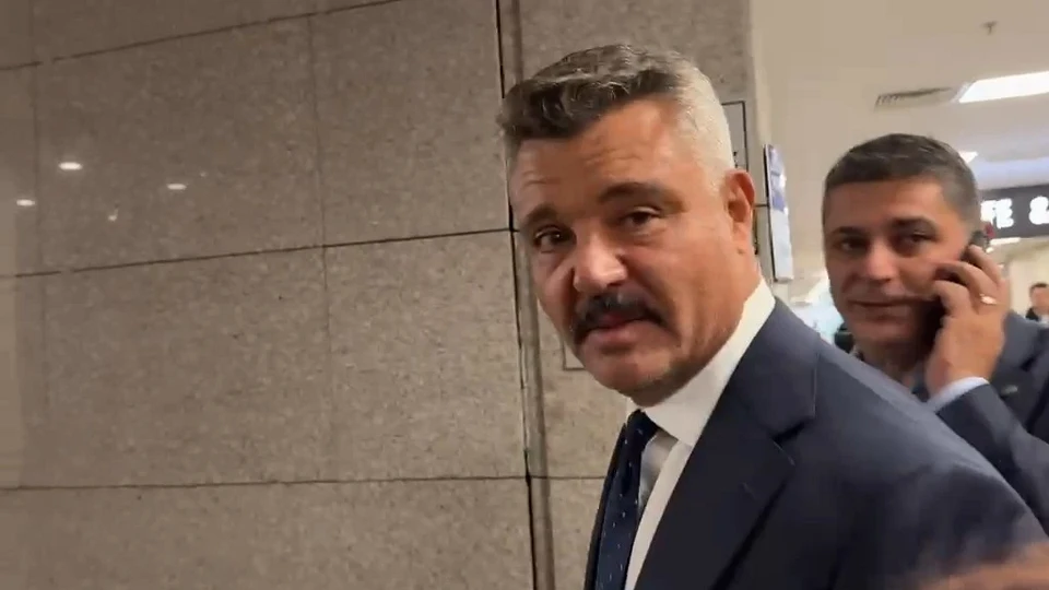 Eski Fenerbahçe Başkanı Sadettin Saran yeni imajıyla adliyeye geldi! Mahkemede aylık gelirini açıkladı | Yerel Haberler