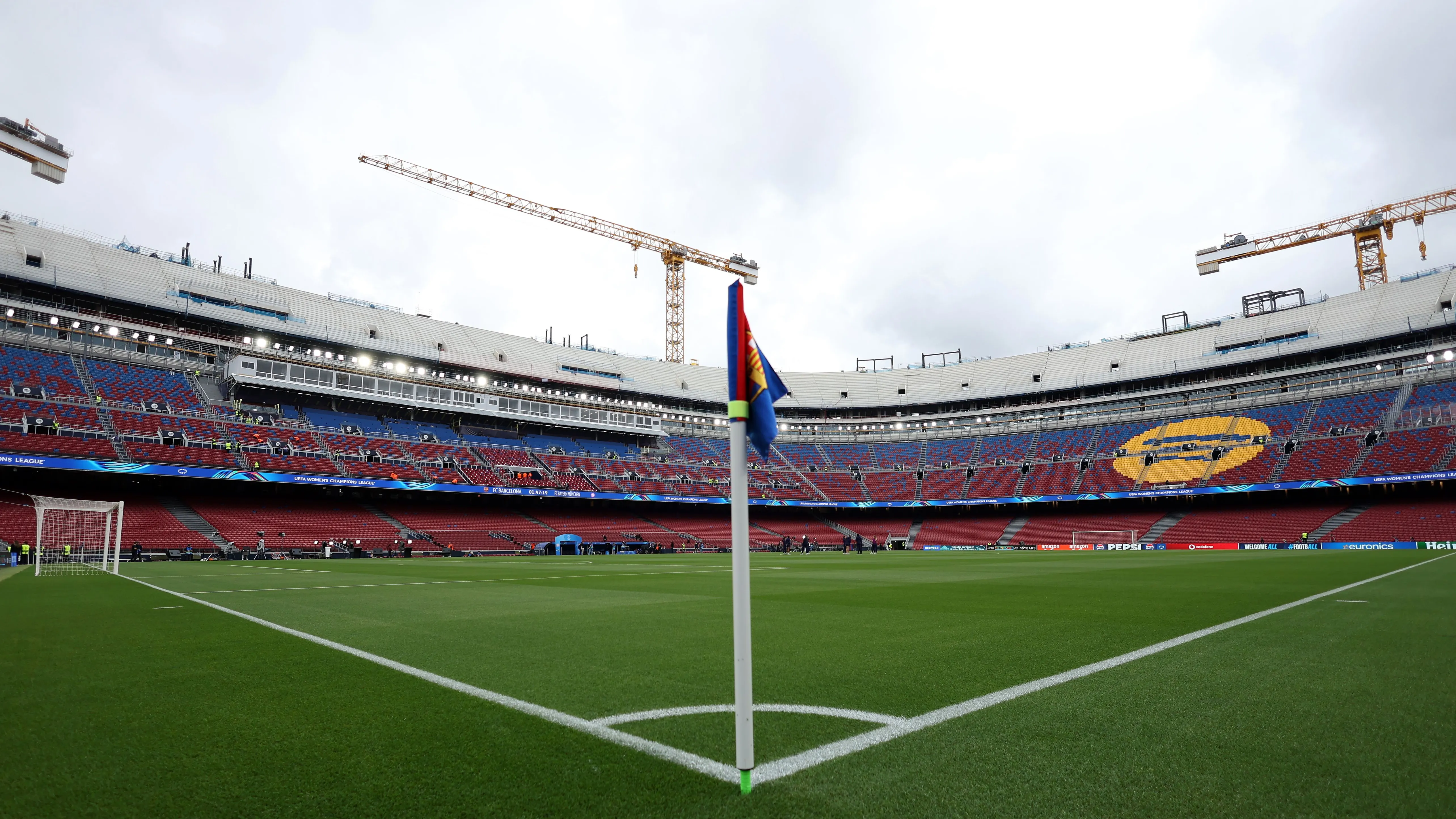 UEFA, 2028 ve 2029 Şampiyonlar Ligi finallerinin ev sahiplerini doğruladı: Barcelona'nın Camp Nou'su büyük sahneye geri dönüyor