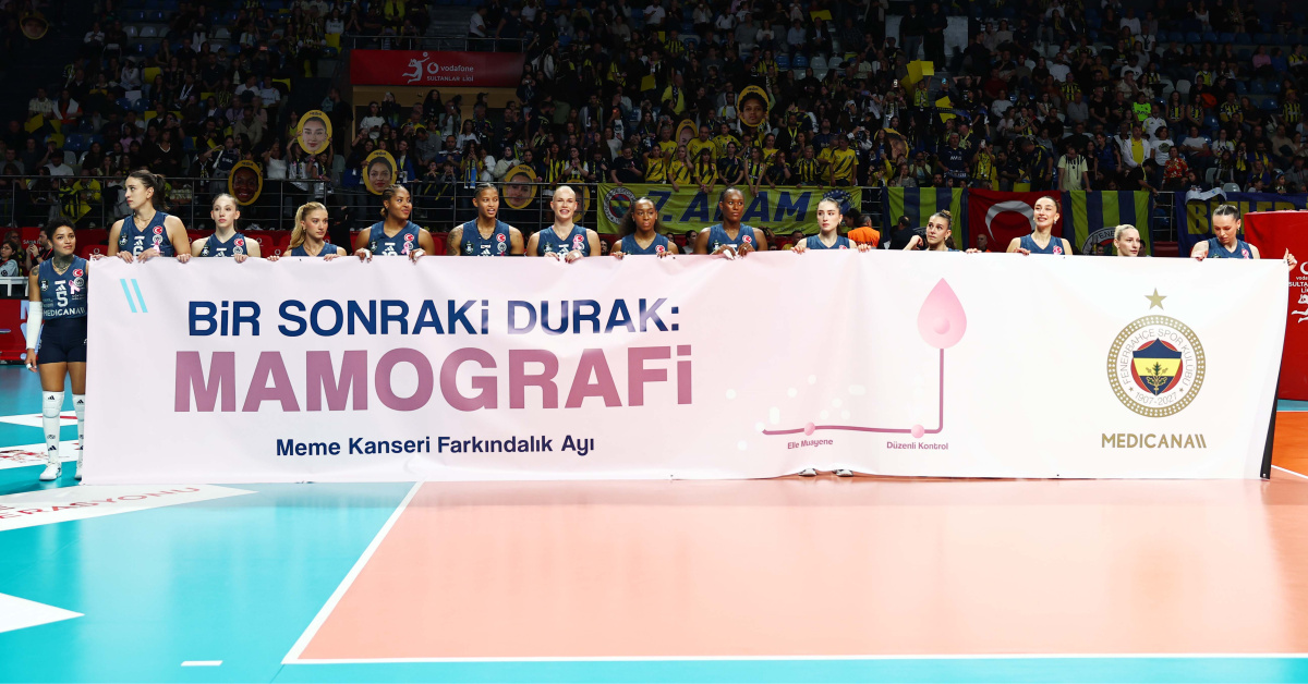 Fenerbahçe Medicana Kadın Voleybol Takımı oyuncularından meme kanserinde erken tanı çağrısı