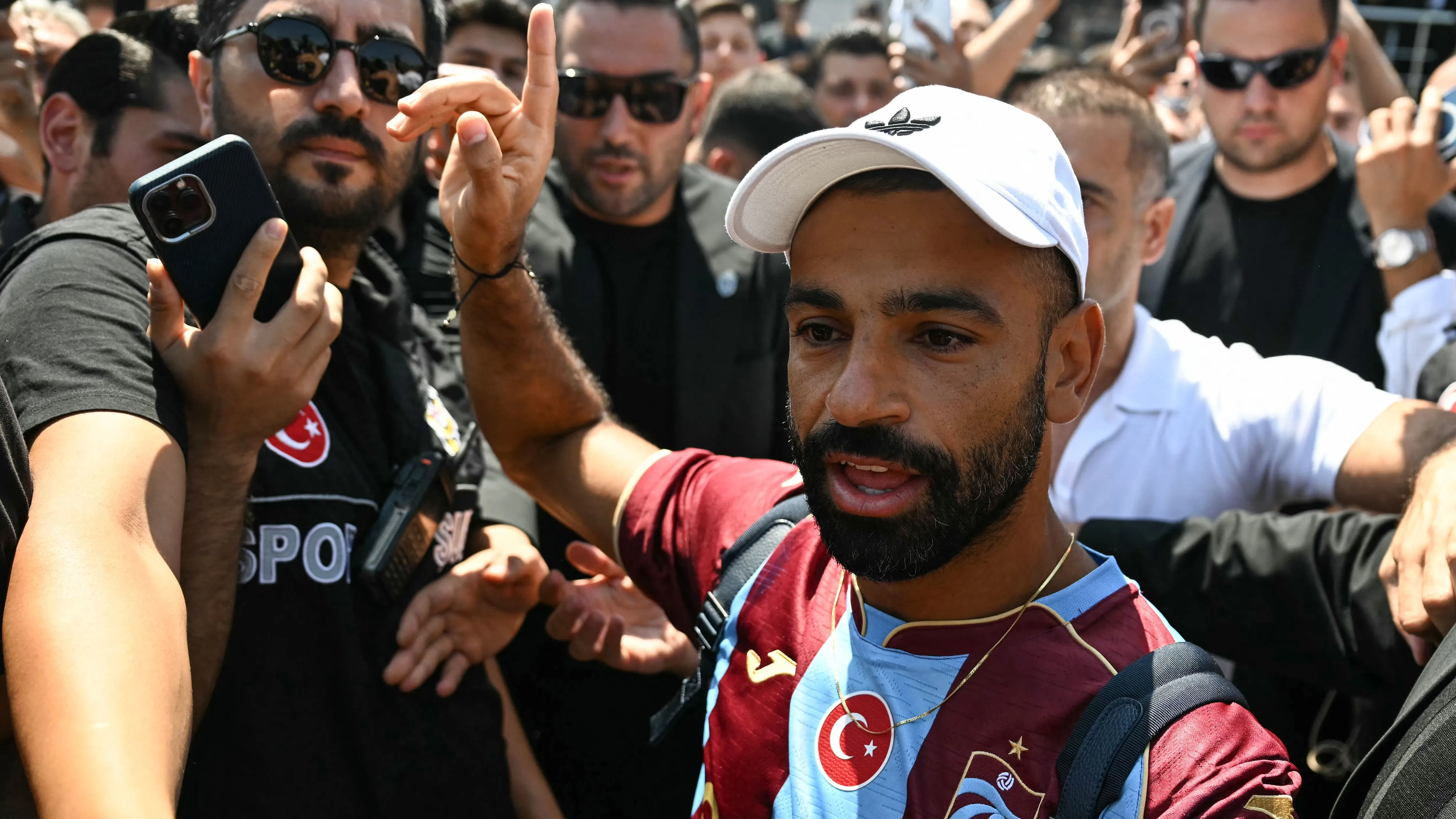 “Diğer tekliflerden biri dört kat daha yüksekti”: Mohamed Salah buna rağmen neden Trabzonspor’u tercih etti?