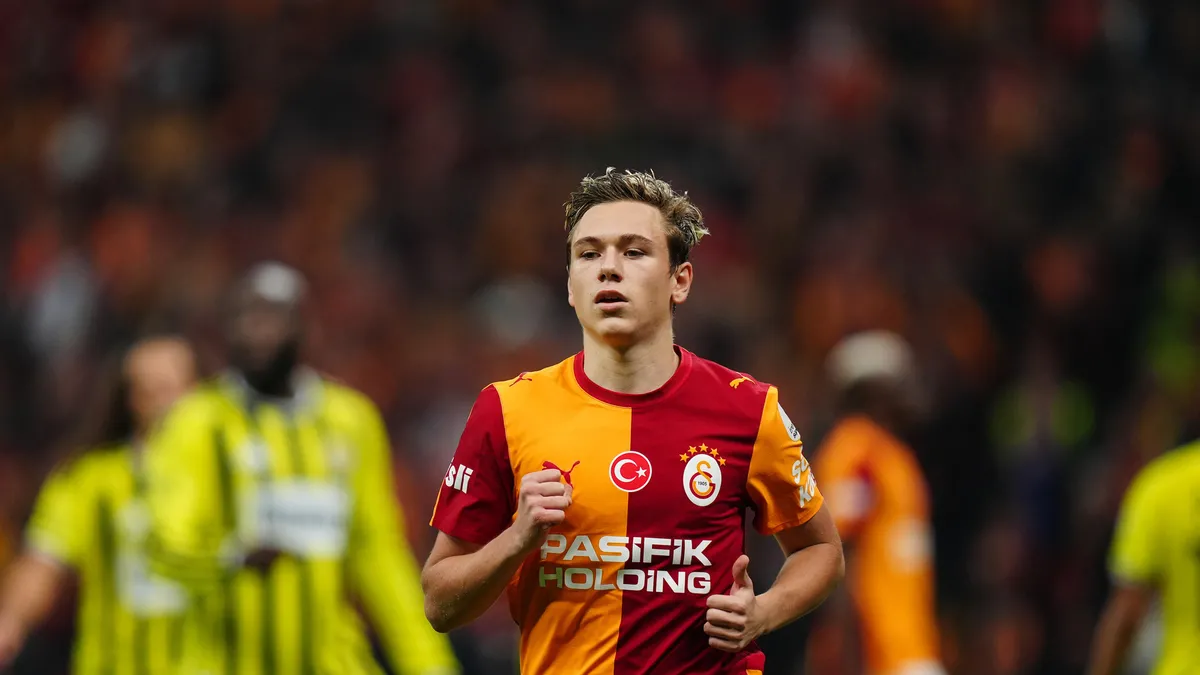 Galatasaray’da Aleksey Batrakov kıymete bindi! 5 dev ekipten kanca...
