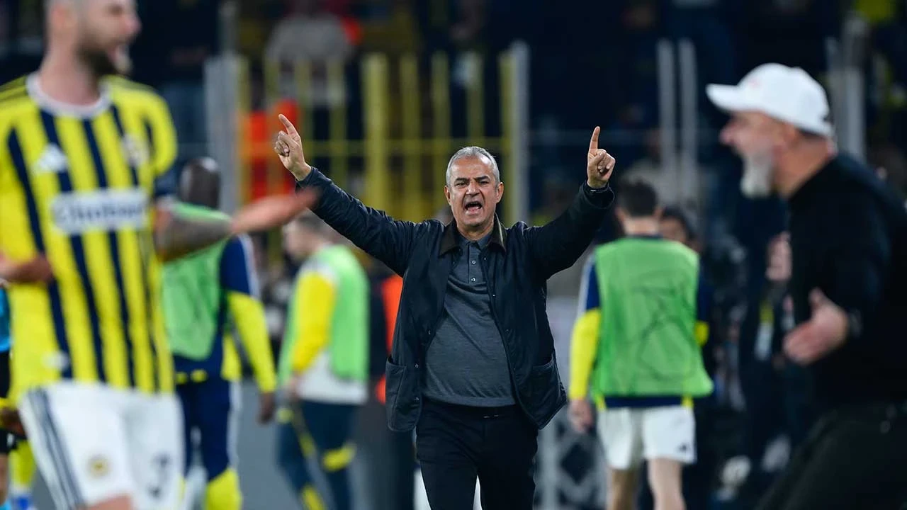 Fenerbahçe'de İsmail Kartal'a eleştiri yağmuru: 'Bugün istifa et hocam'