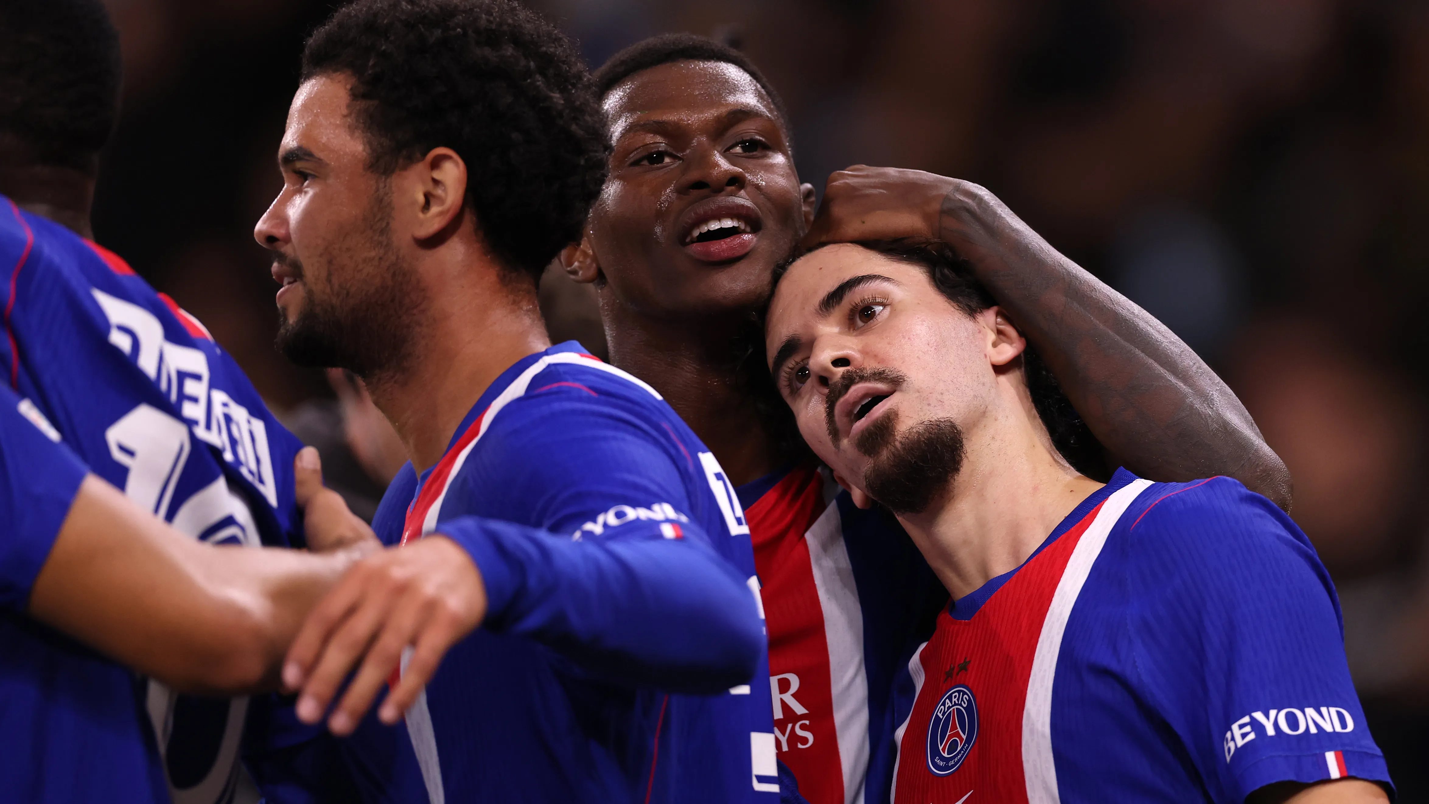 Enrique, Barcelona maçı öncesi Paris Saint-Germain yıldızının sakatlığını açıkladı