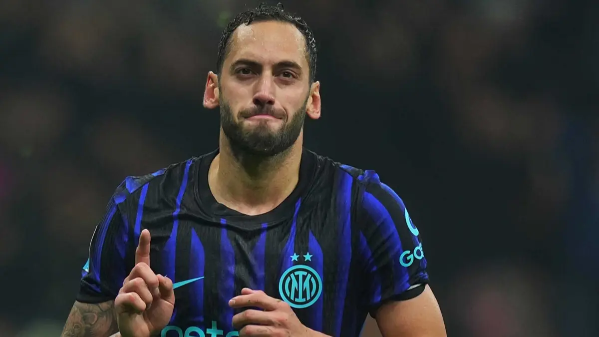 Fenerbahçe'de yılın bombası Hakan Çalhanoğlu! - Fenerbahçe