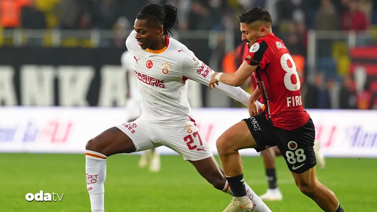 Galatasaray'dan Leao açıklaması: Derbide forma giyebilecek mi
