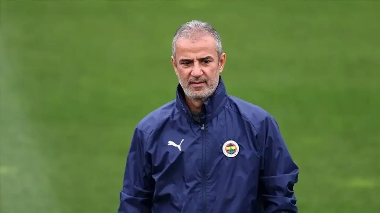 Fenerbahçe, Süper Lig'e yenilgiyle başladı! Teknik Direktör İsmail Kartal: Taraftarımızdan özür diliyoruz