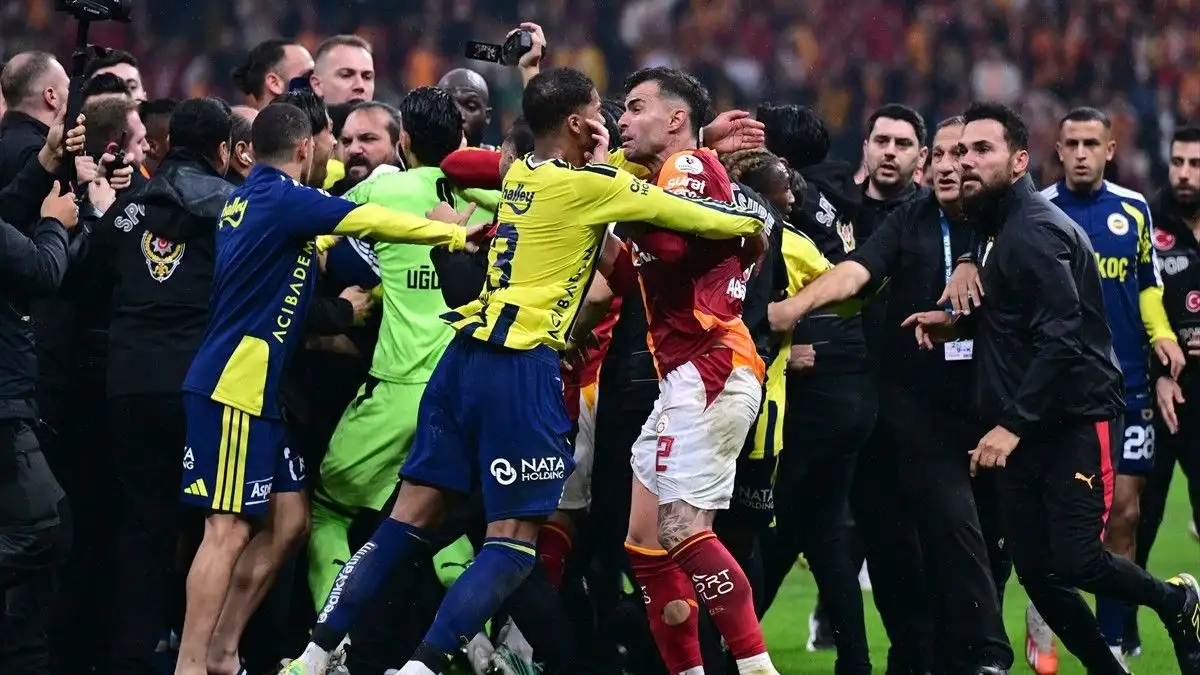 Galatasaray-Fenerbahçe derbisindeki olayların faturası kesildi! 4 isim PFDK’ye sevk edildi