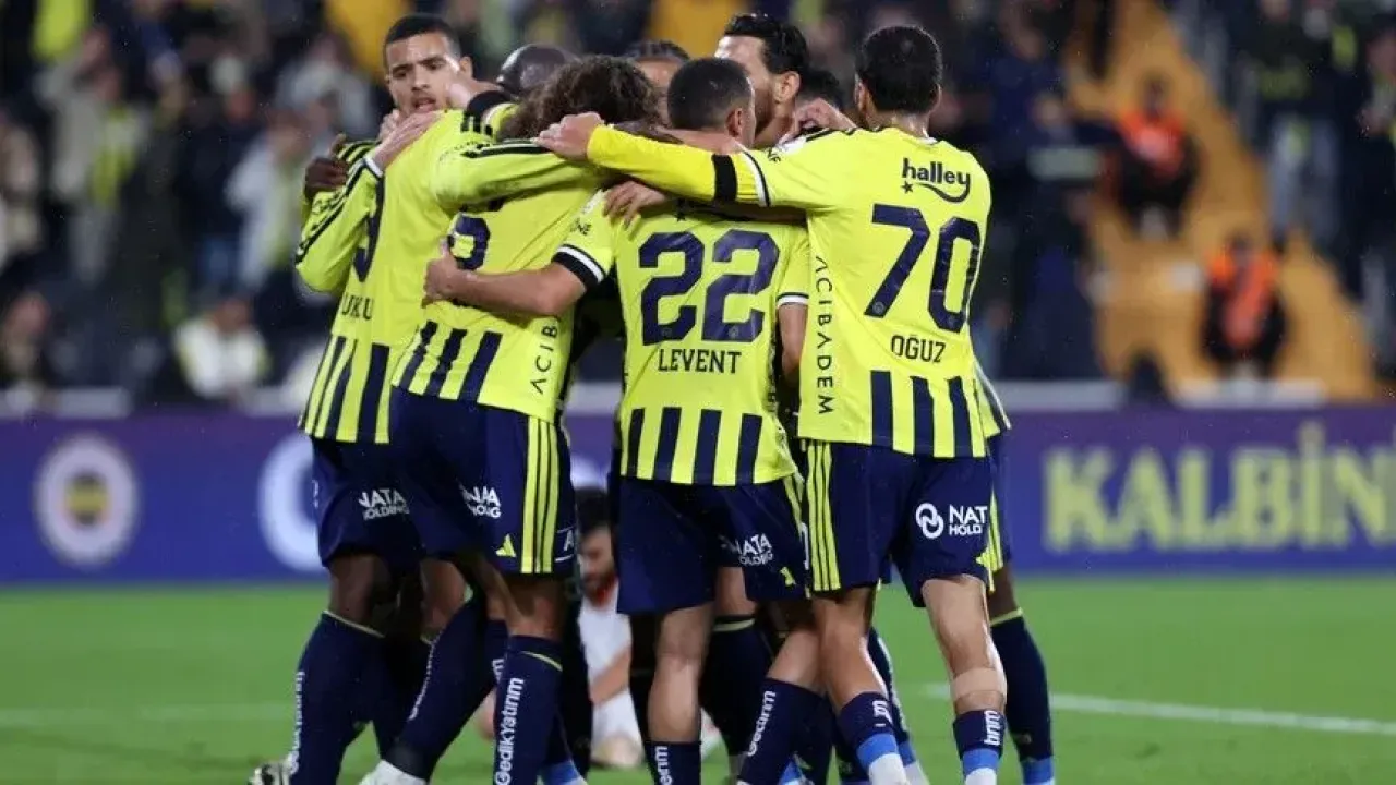 Şampiyonlar Ligi Heyecanı: Fenerbahçe Slavia Prag Karşısında