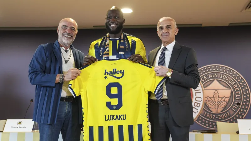L’Équipe’ten Fenerbahçe analizi: 430 milyon avro borç, 170 milyon avroluk maaş bütçesi ve UEFA cezasına rağmen süren transferler